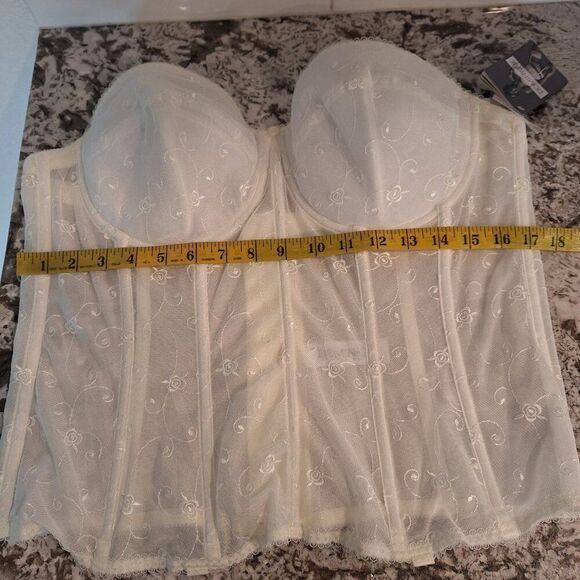 Dominique‎ white Corset bridal bra size 44C - Picture 6 of 6